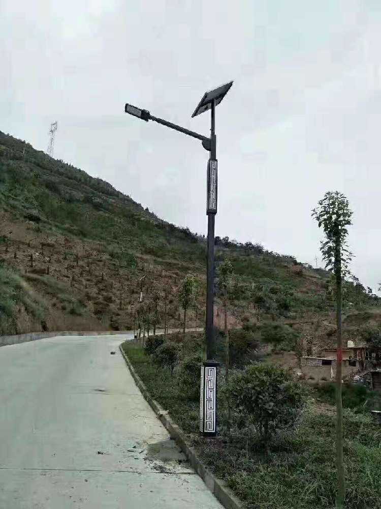 栖霞市仿古太阳能路灯